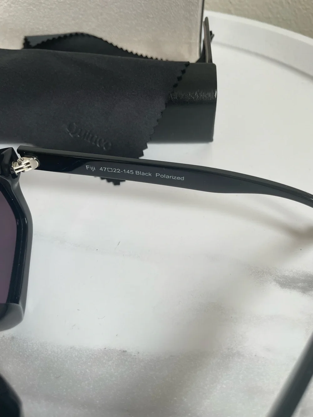 Quince Fiji Black Polarized Acetate Sunglasses Case and Cloth NWOT